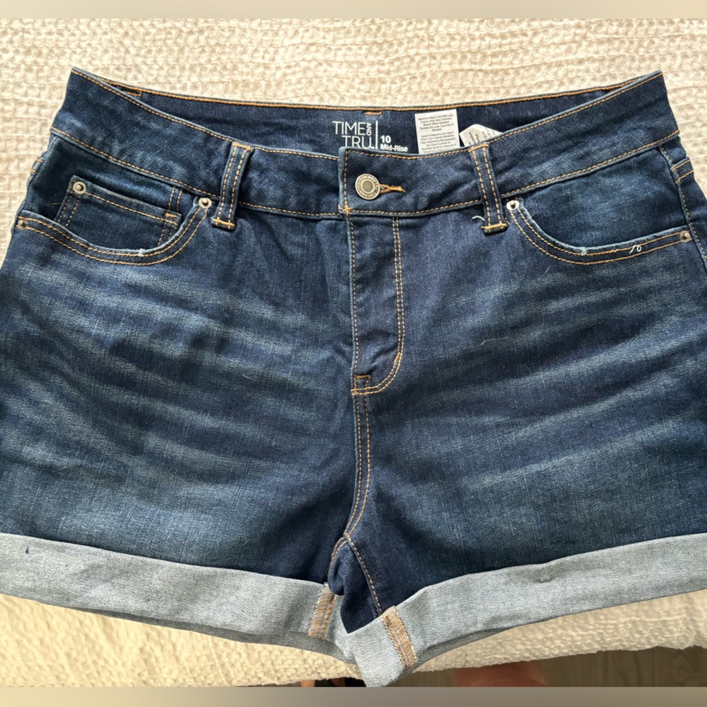 Time & Tru Denim Shorts Size 10